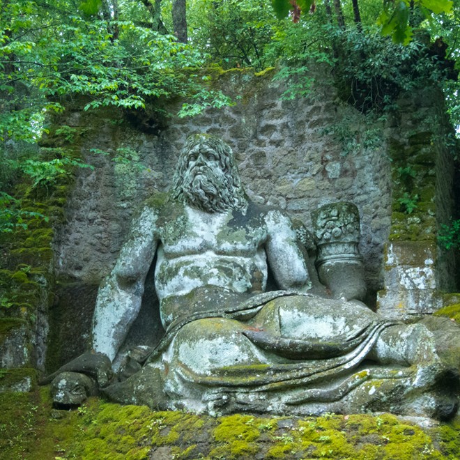 Ngắm[-]khu[-]vườn[-]ma[-]quái[-]đầy[-]bí[-]ẩn[-]ở[-]Lazio